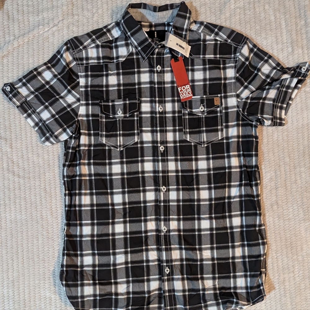 NWT Black and Grey Plaid Short Sleeve Button Up